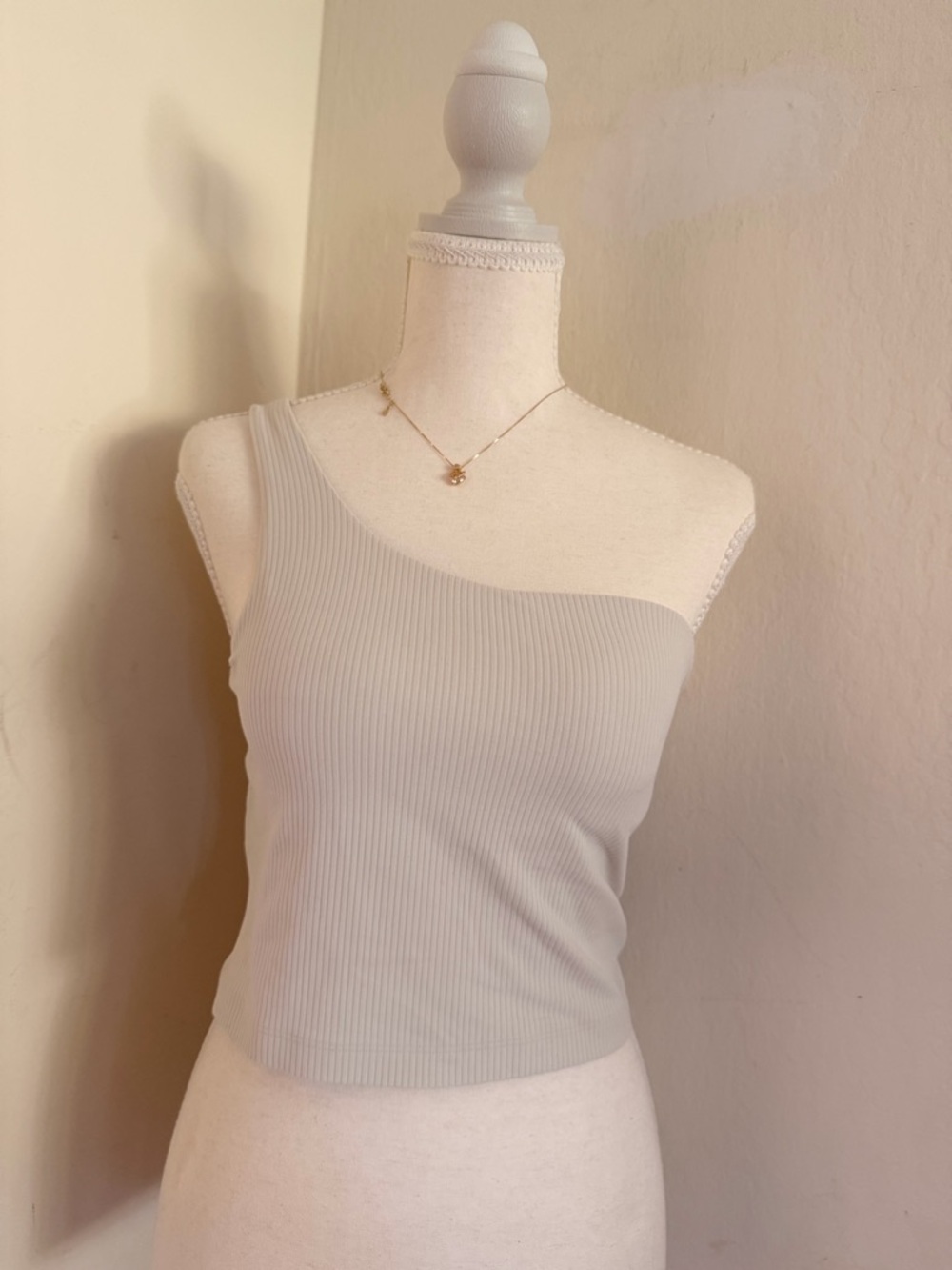 lululemon athletica One-Shoulder Ribbed Tank — Light Gray
